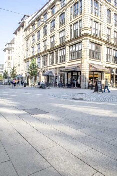 Hamburg (D), Townhall Quartier, La Linia Sand beige.