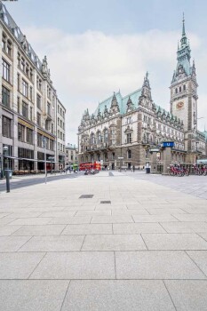 Hamburg (D), Townhall Quartier, La Linia Sand beige.